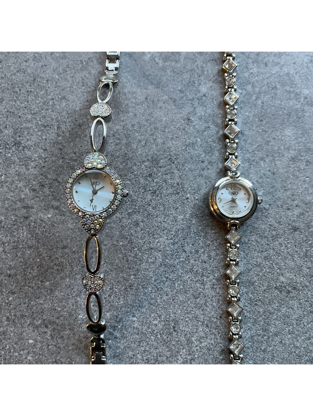 Beautiful Pair Of Vintage Womens Watches Both Watches Run Great Bin M